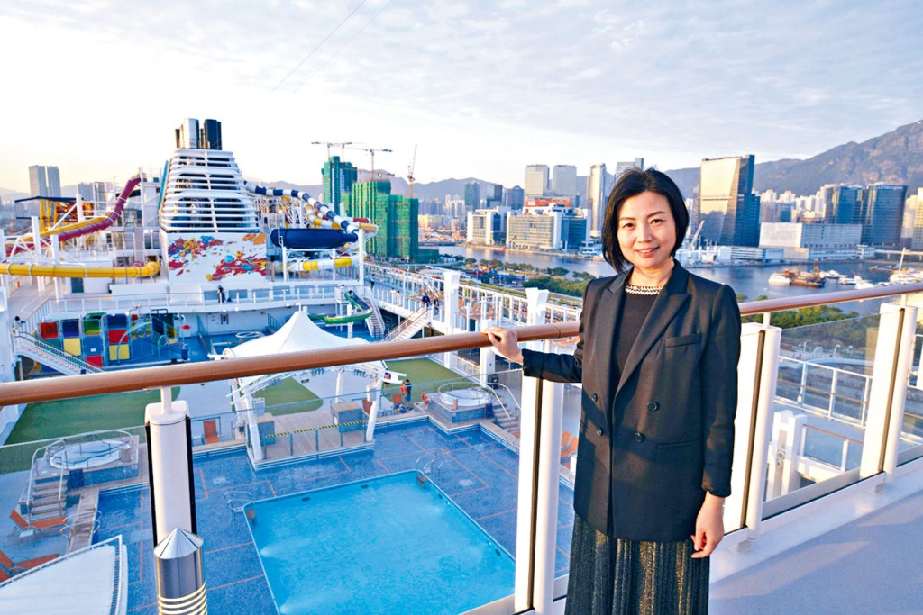 ■云顶邮轮市场部高级副总裁李凤霞接受本报专访时表示，通关如箭在弦，故计划复办大湾区航线。