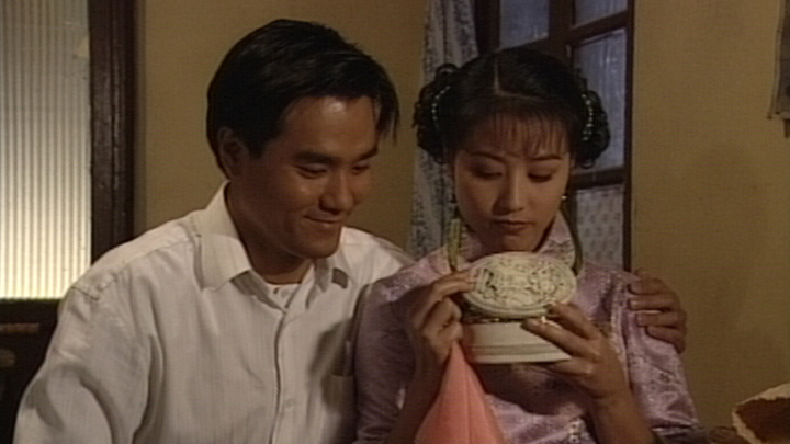林家栋与周海媚主演的《大闹广昌隆》是TVB在1997年收视最高的剧集。