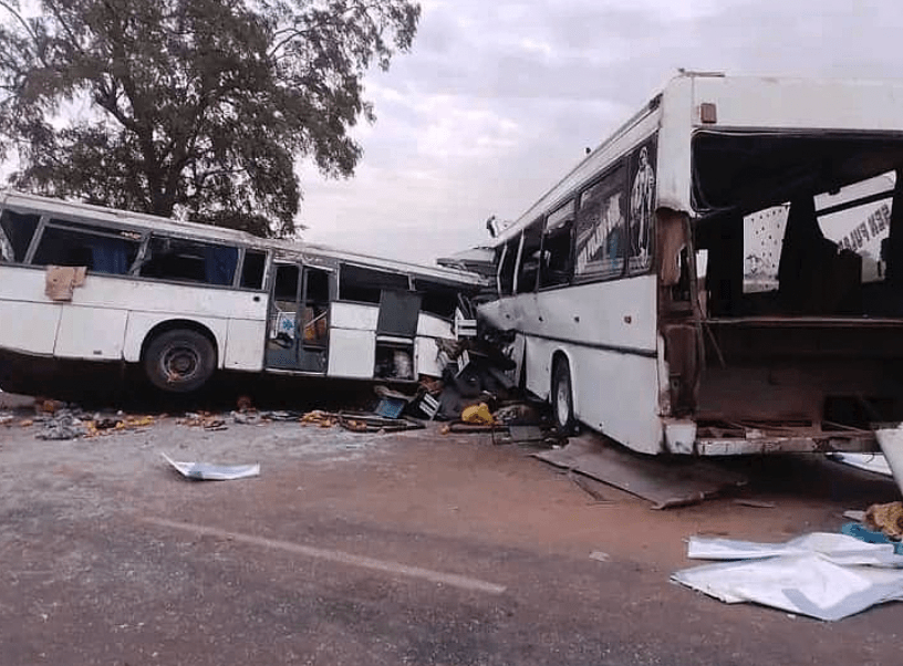 8日前，两辆巴士在中部卡夫林区（Kaffrine）迎头相撞，导致40人死亡、100多人受伤。