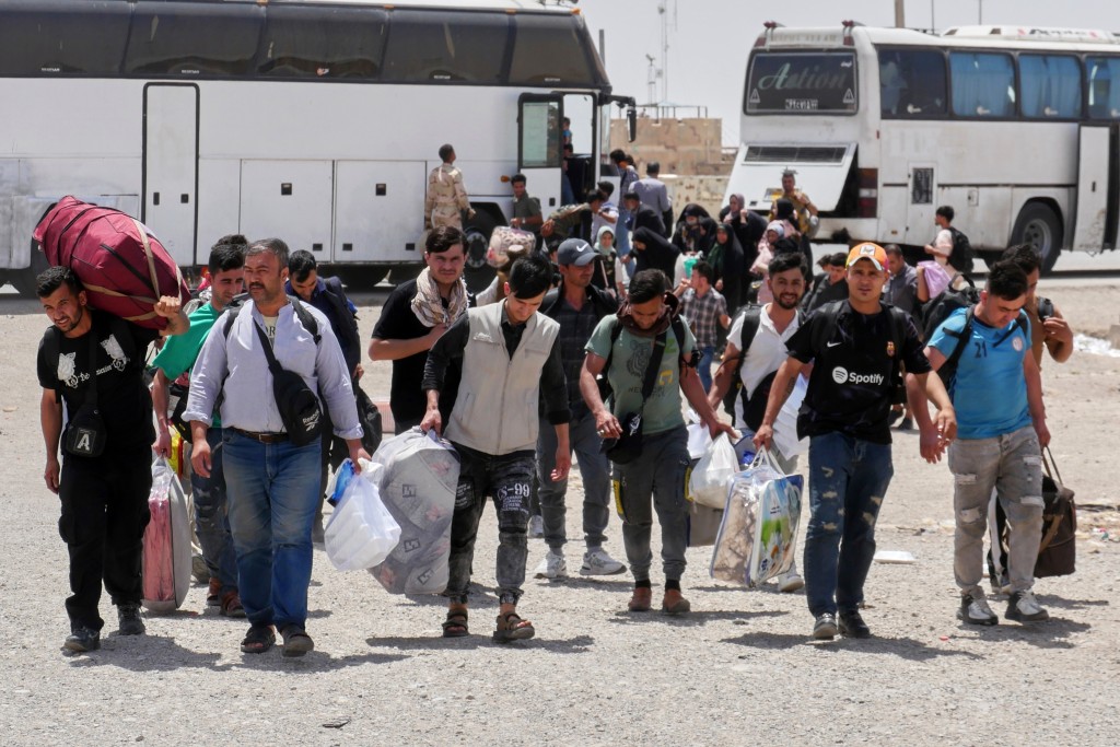 国土安全部授权联邦移民官员逮捕已合法获准进入美国的难民。美联社 国土安全部授权联邦移民官员逮捕已合法获准进入美国的难民。美联社