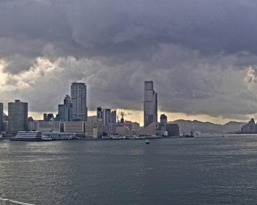 今日多雲有驟雨。天文台圖片