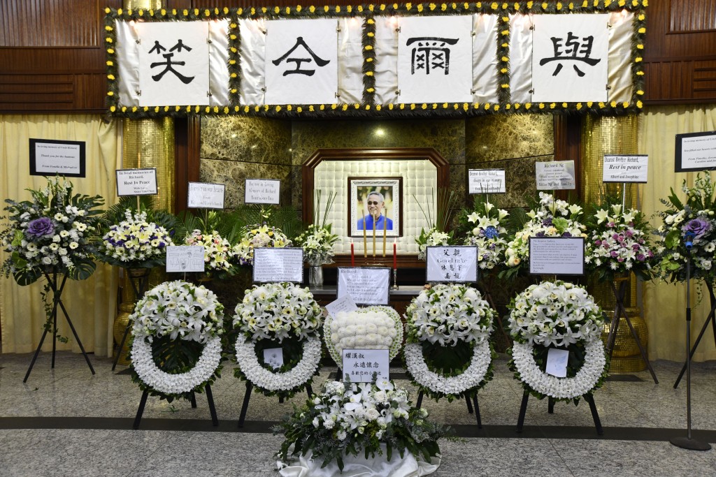 吴耀汉的丧礼5月初在世界殡仪馆举行。
