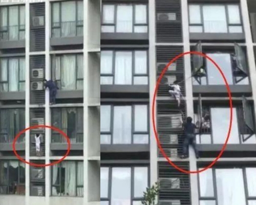 男童爬出窗外停留在8樓冷氣機防欄,情急的父親發現後,徒手攀爬窗外營救。(網圖)