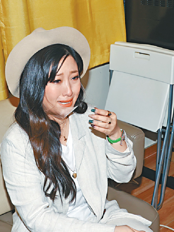 ■Winkie出席活动，突然爆喊，情绪不稳。
