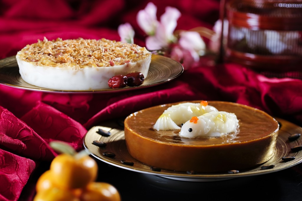 樱花虾萝卜糕（左），黑糖椰汁年糕（右）。（早鸟价$168，售价$208，香港天际万豪酒店）