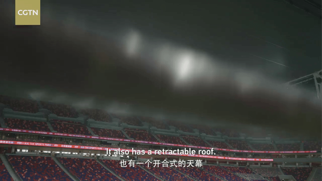 主場館還有開合式天幕，無論甚麼天氣都能進行比賽。