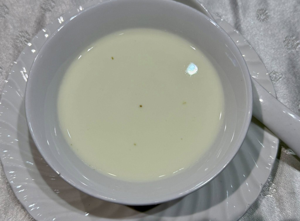 薑汁撞奶。羅淑佩FB 薑汁撞奶。羅淑佩FB
