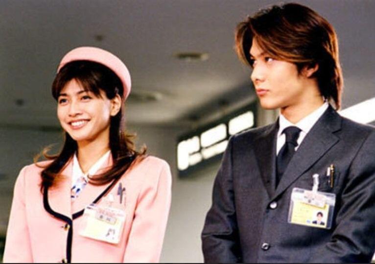 二人曾於2001年合演日劇《未來空港》。