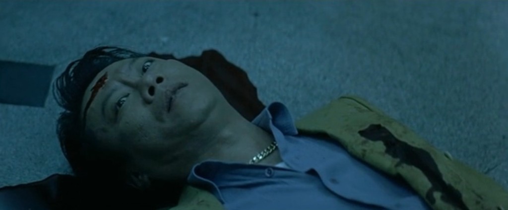 黄岳泰饰演国华，但因搞甘地老婆被拍下照片，最后当然惨死。
