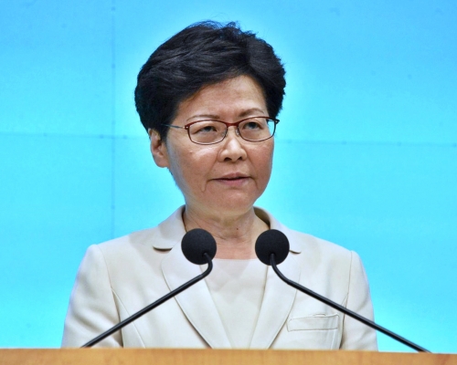 林鄭月娥今午見記者,向市民真誠道歉,但未有如外界期望鞠躬致歉。