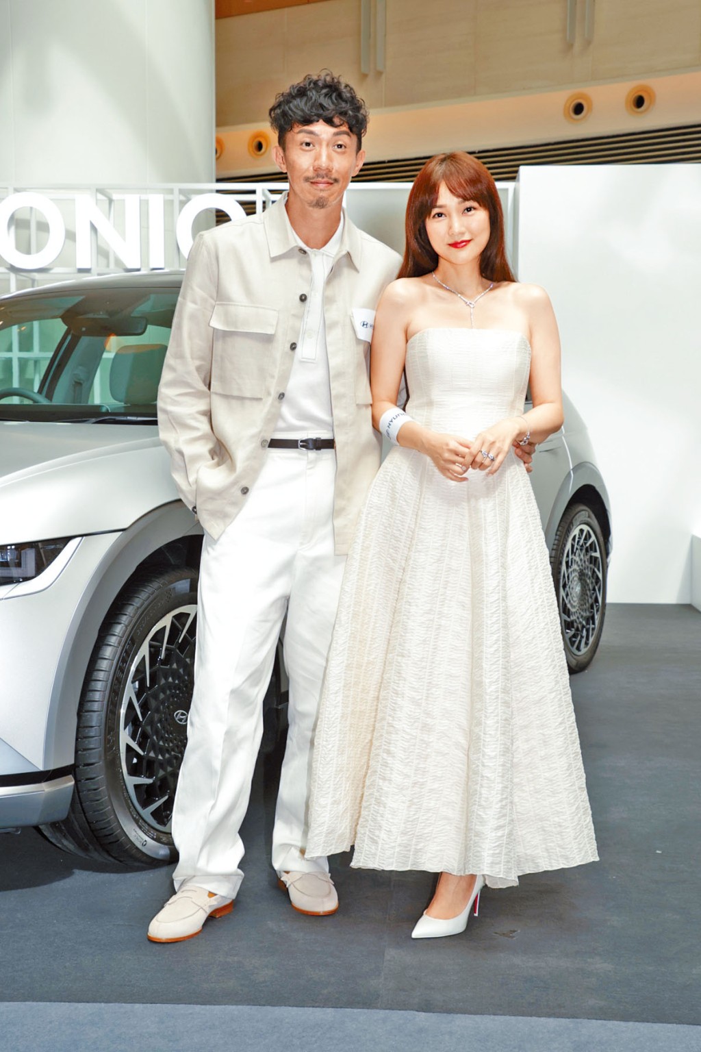 張繼聰及謝安琪首次夫妻檔上陣賣車。