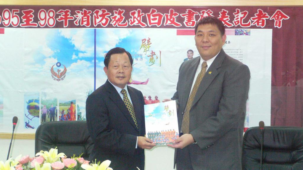 黄德清(右)被视为新北市长侯友宜的爱将。中时