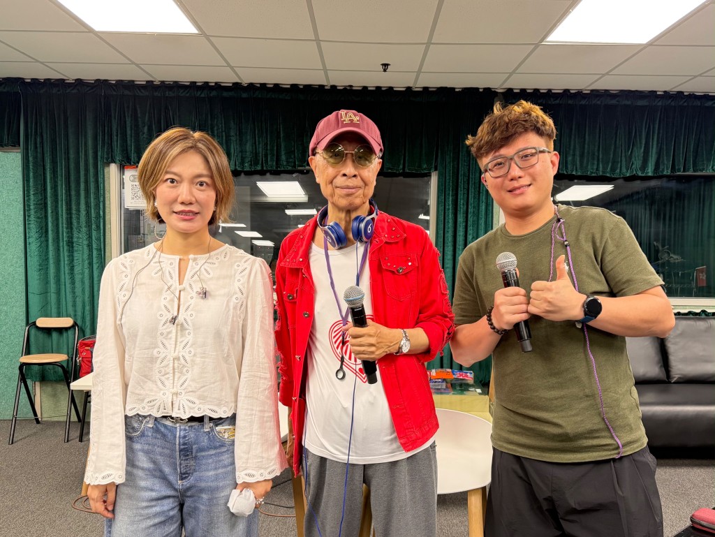 龍婷和劉可為葉振棠演唱會綵排。