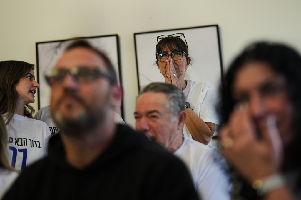 以色列人質家屬等待人質歸來。美聯社