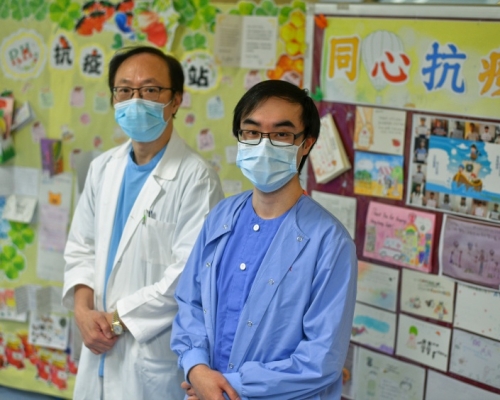 傳染病控制統籌醫生廖維滔（左），曾參與沙士及豬流感抗疫工作。右為護士楊樂。資料圖片