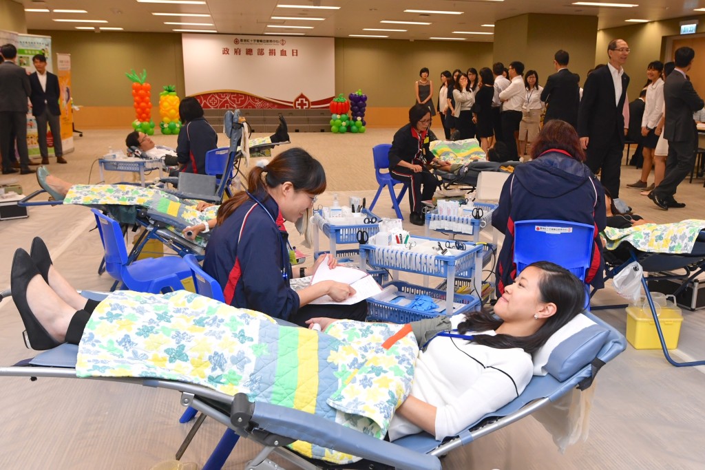 香港紅十字會輸血服務中心呼籲市民踴躍捐血。