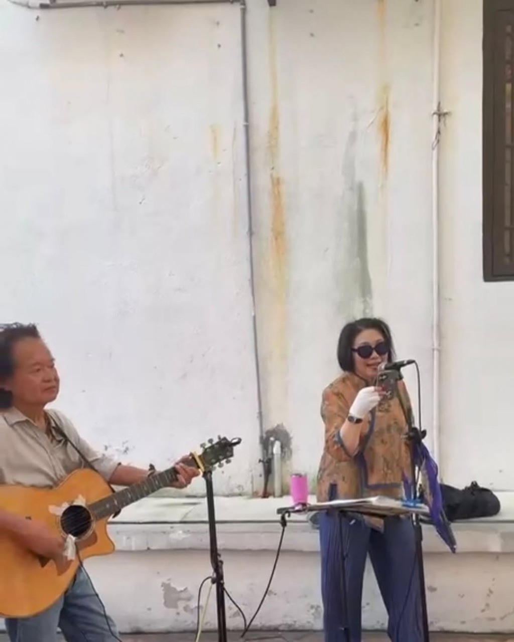 李司棋更潮玩busking。 李司棋更潮玩busking。