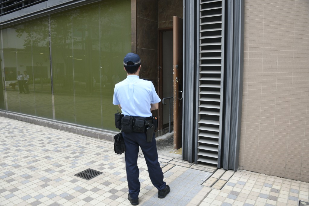 警員在場調查。