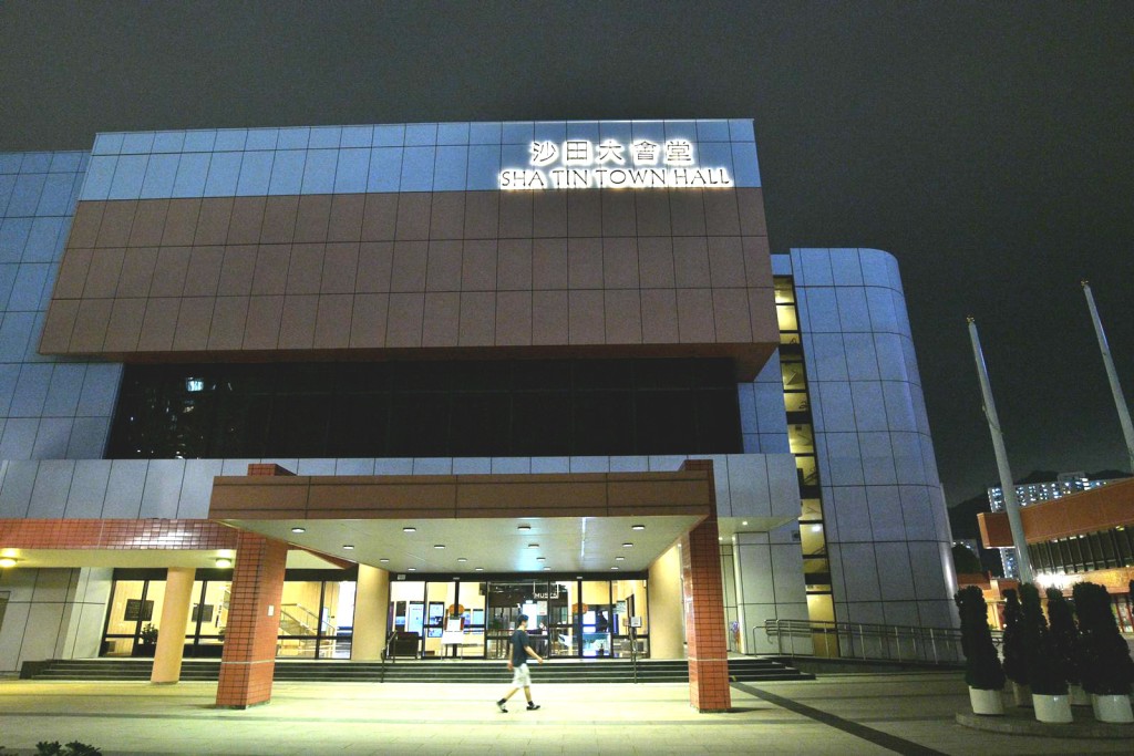 患者曾到沙田大會堂。