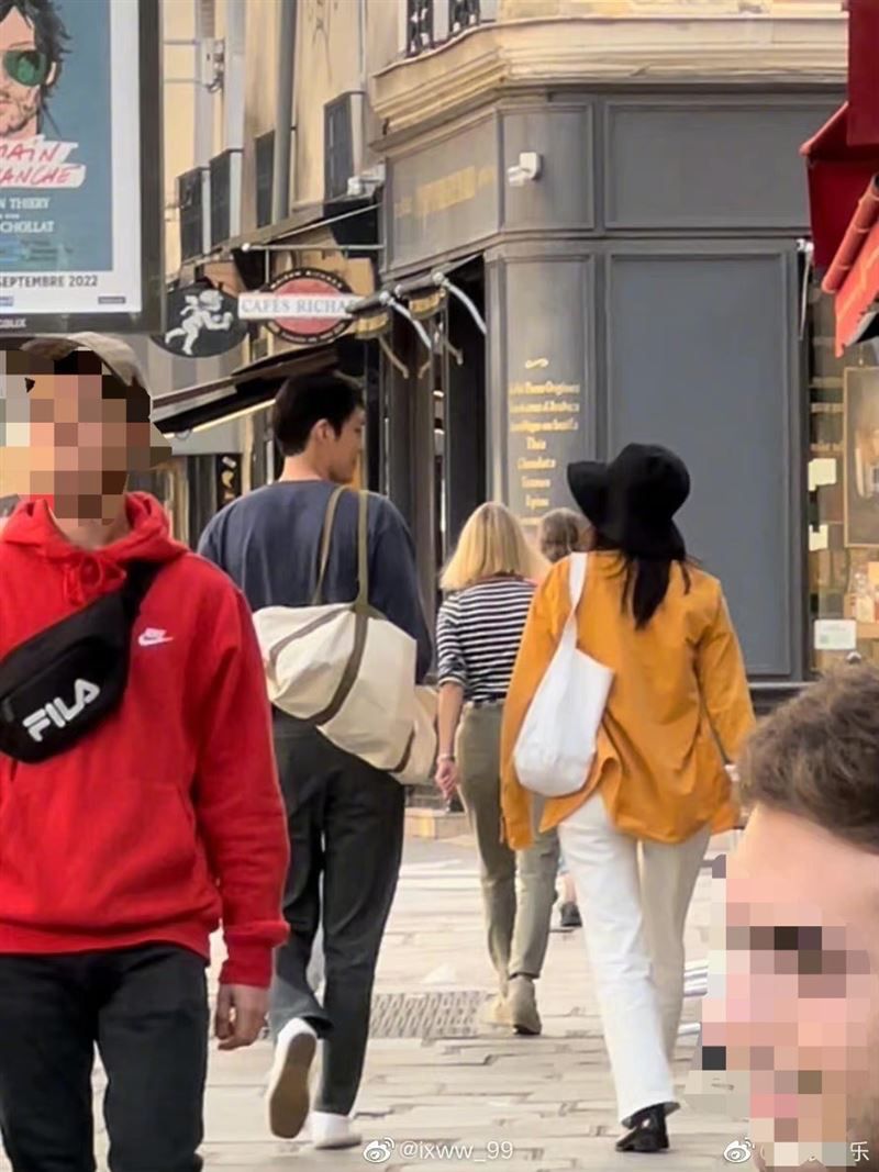 金宇彬和申敏兒不時被拍到在海外旅行。