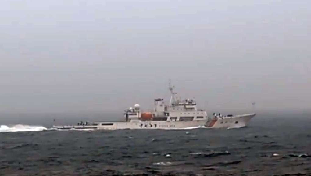 由台灣海巡署拍攝到的大陸「海巡06」船畫面。
