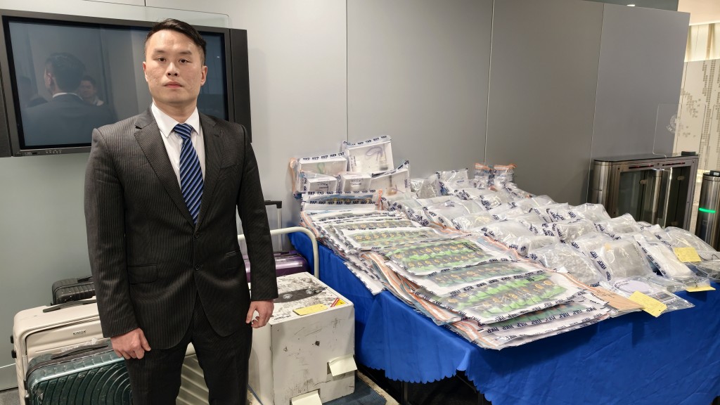 旺角住宅淪毒品分銷中心 趁新年將至專攻青年市場 警拘6男女檢$520萬貨