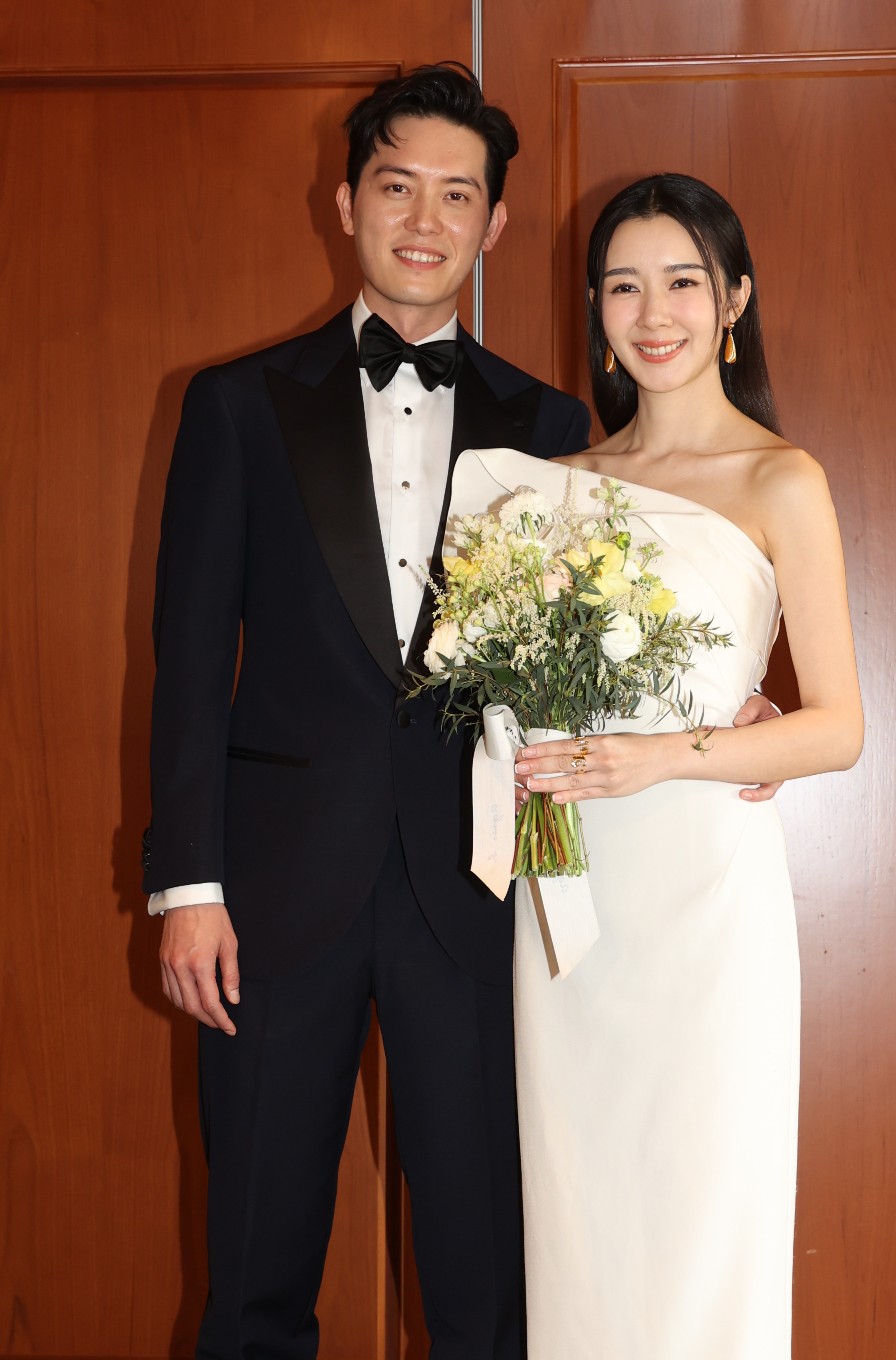 麥明詩與盛勁為3月24日在銅鑼灣吉列島遊艇會舉行婚禮。
