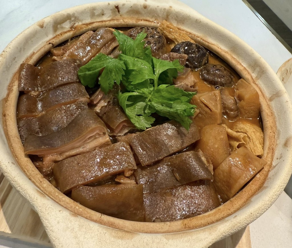 2. 羊癮起︰兼賣即日新鮮羊腩煲