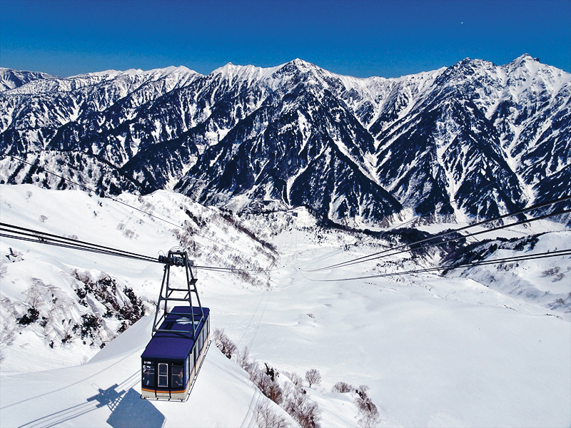 ●可賞到連綿雪峰美景的立山黑部地區，是日本的旅遊熱點。