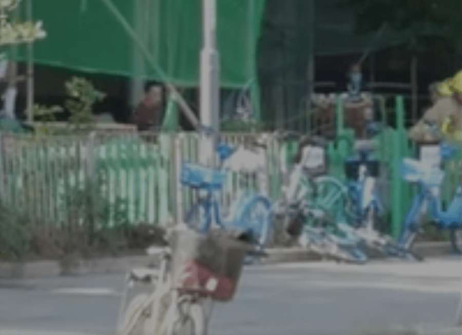 賴先生本來已第一時間成功逃離火災位置,其後他返回火場幫手疏散工人,最終不幸殉職。striking_biking@threads 賴先生本來已第一時間成功逃離火災位置,其後他返回火場幫手疏散工人,最終不幸殉職。striking_biking@threads