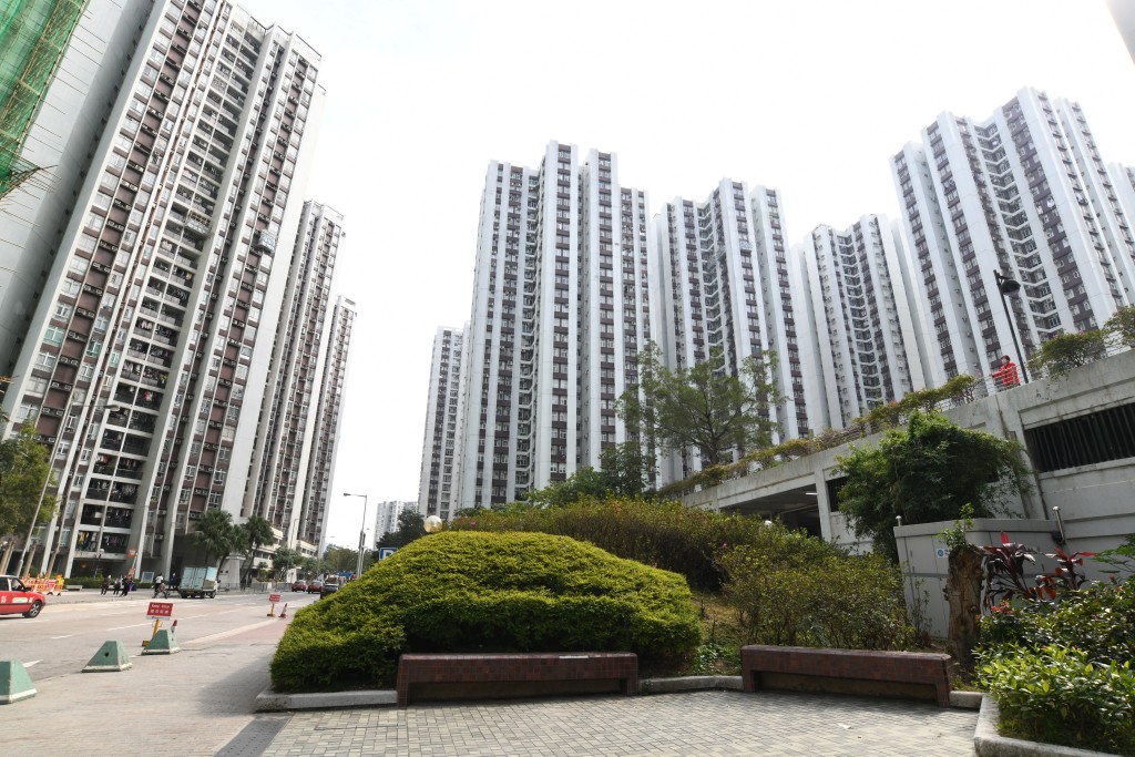 鲗鱼涌太古城太湖阁中层F室买卖成交，实用面积545方呎，以798万元成交。
