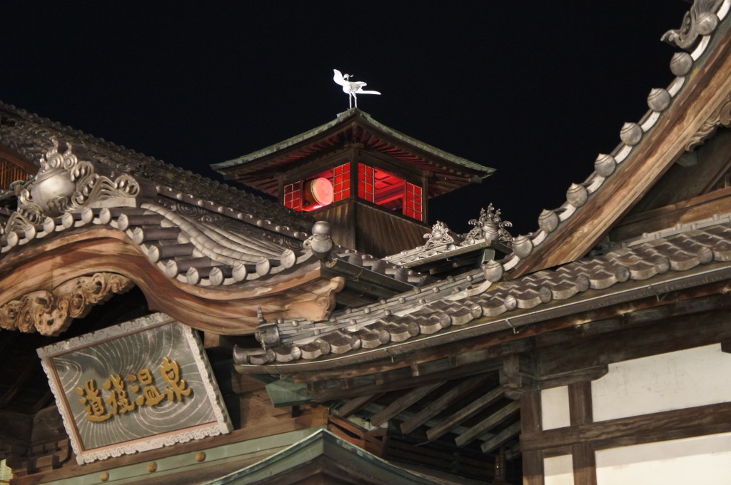 道後溫泉本館的一眾裝飾,均予人古色古香的感覺。