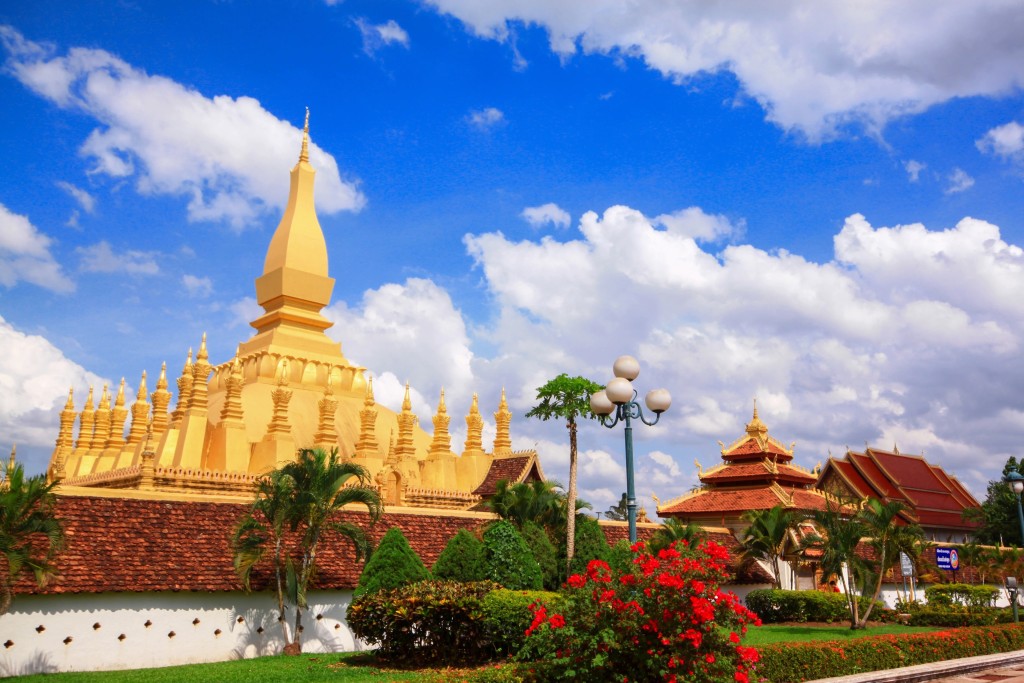 老挝著名的佛塔塔峦。