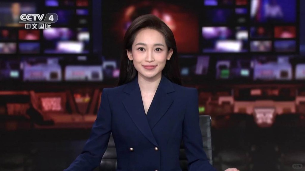 00後陶憶雯成為央視國際頻道黃金時段主播。CCTV