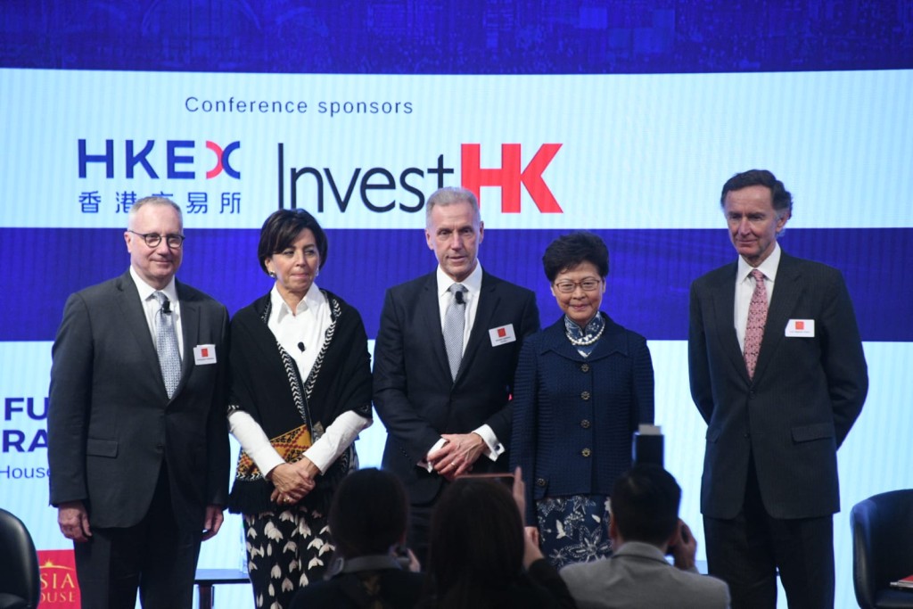 林鄭月娥(右二)出席港交所「亞洲金融貿易未來」研討會開幕禮。