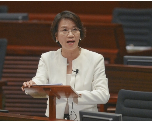梁美芬如國歌法未能立法,中央或直接頒佈。