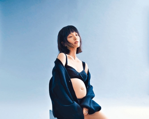 Anjaylia影靚孕照，笑言好赤裸、太性感。