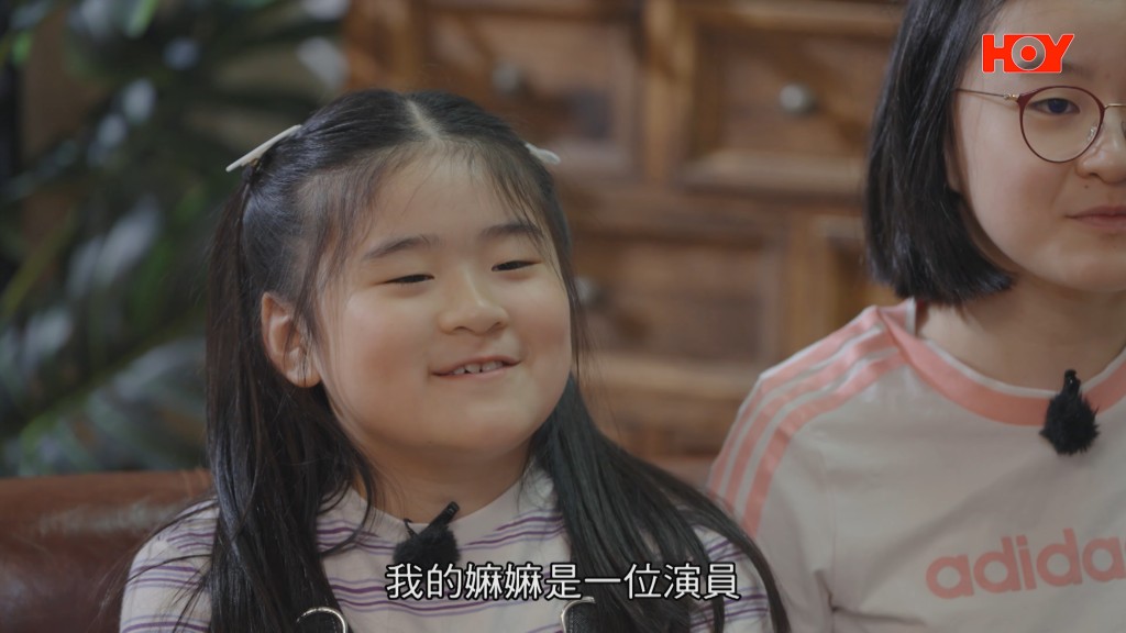 在孫女眼中,盧宛茵不僅是嫲嫲,更是一位備受尊敬的演員。 在孫女眼中,盧宛茵不僅是嫲嫲,更是一位備受尊敬的演員。