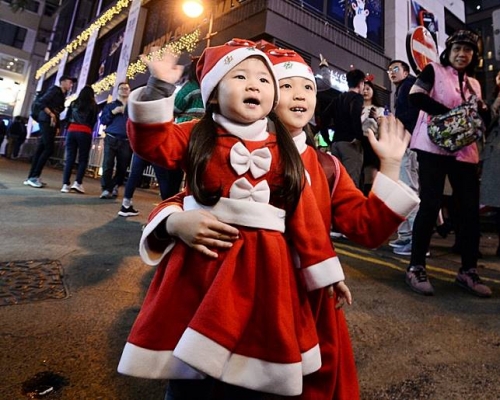 天文台指，東北季候風會在明日至聖誕節期間緩和，天氣溫暖。 資料圖片