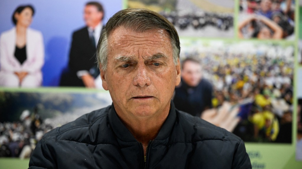 巴西前總統博索納羅(Jair Bolsonaro)涉發動政變,目前正在受審。 路透社