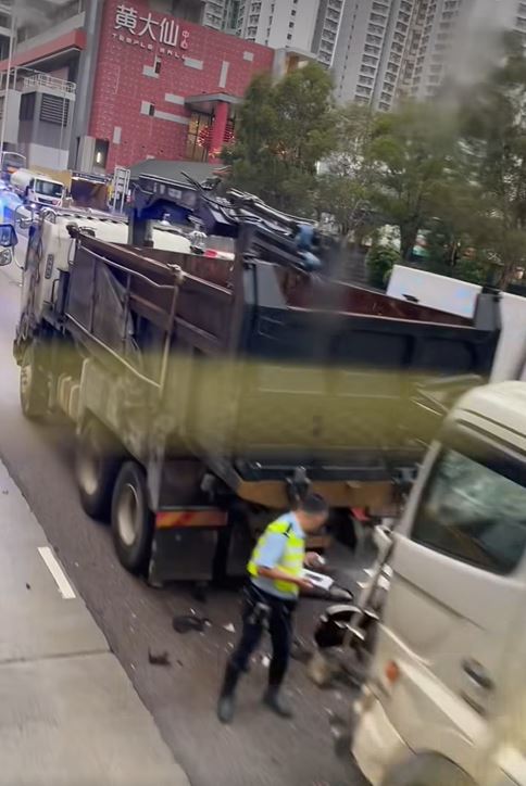 fb香港交通及突發事故報料區圖片