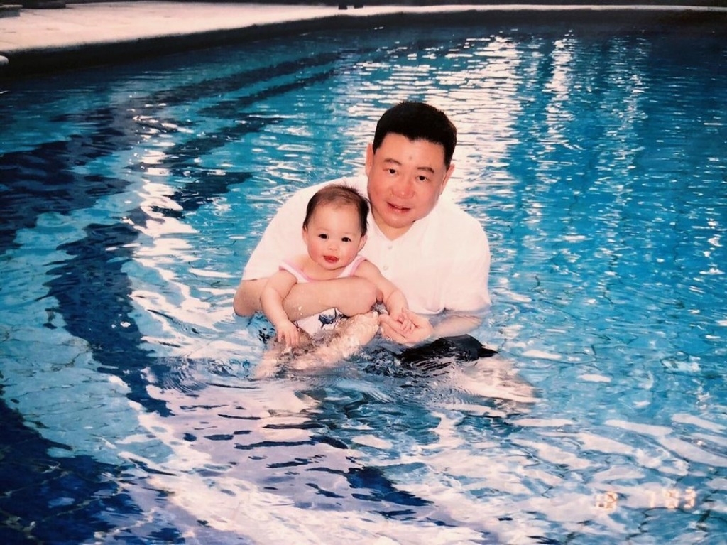劉秀盈曾經分享與爸爸大劉的合照。