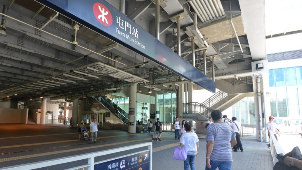 屯門港鐵站。資料圖片