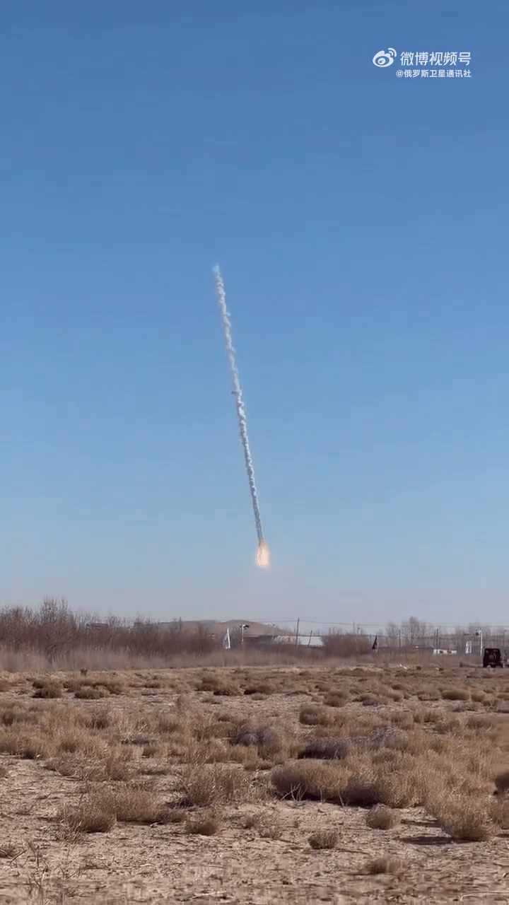朱雀三號首飛成功入軌，一級火箭回收任務未能完成。 網片截圖
