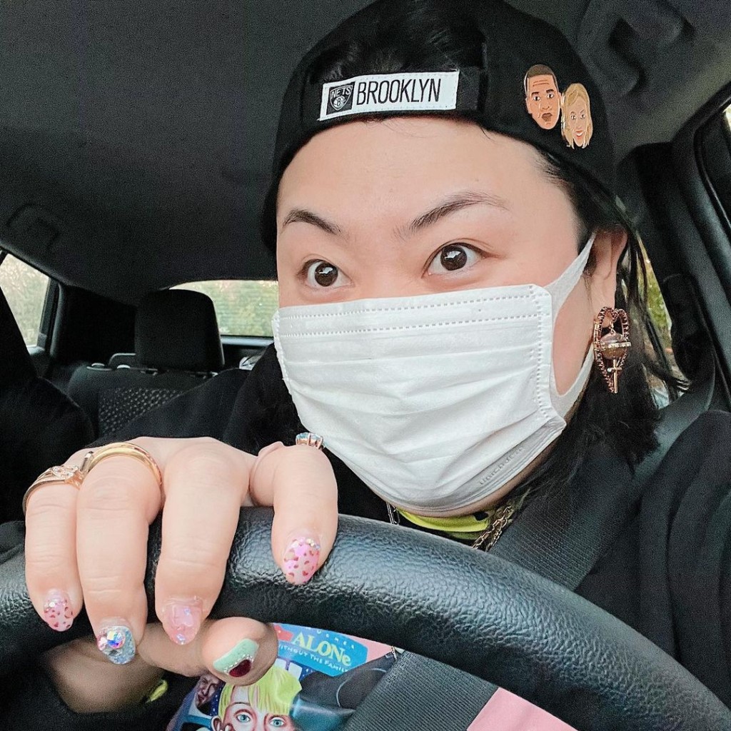 又晒在車廂內的自拍。