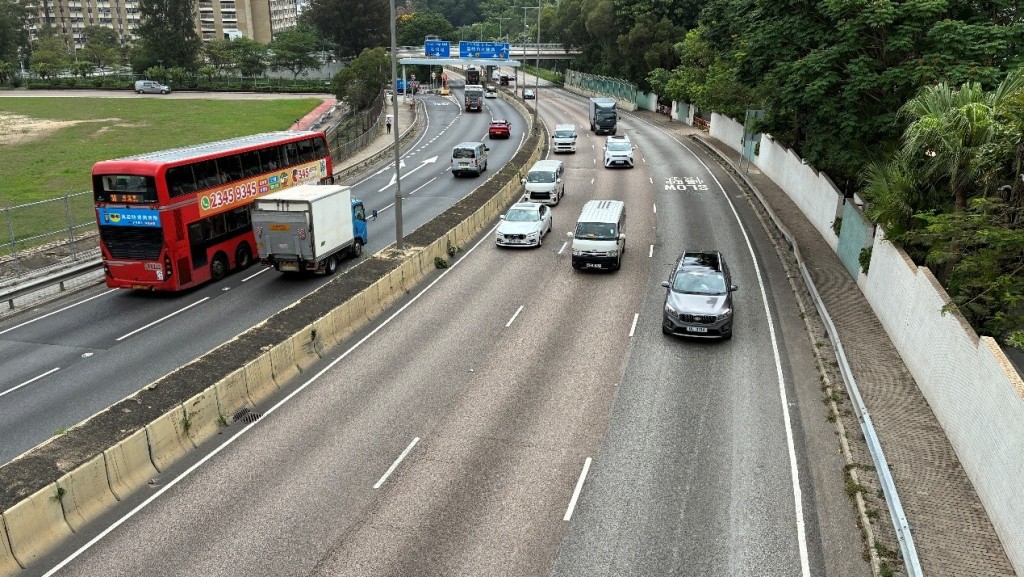 路政署:中九龍繞道通車後重鋪龍翔道路面 瀝青取代混凝土 強調不會全線封閉