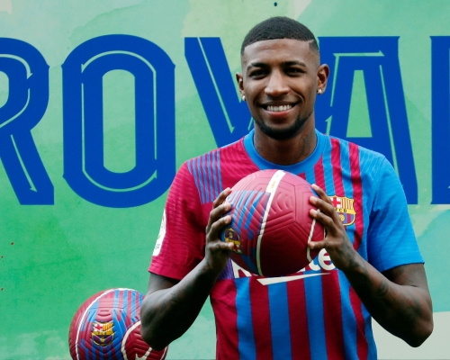 艾马臣艾巴里斯杜今夏才投巴塞，岂料日前便被卖走。Reuters