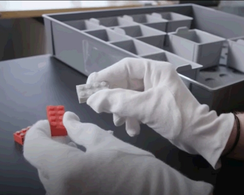 樂高目標到2030年所有LEGO積木均由循環再造塑料製造。影片截圖