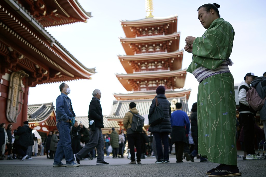 東京等地已經發布「流感注意報」。美聯社