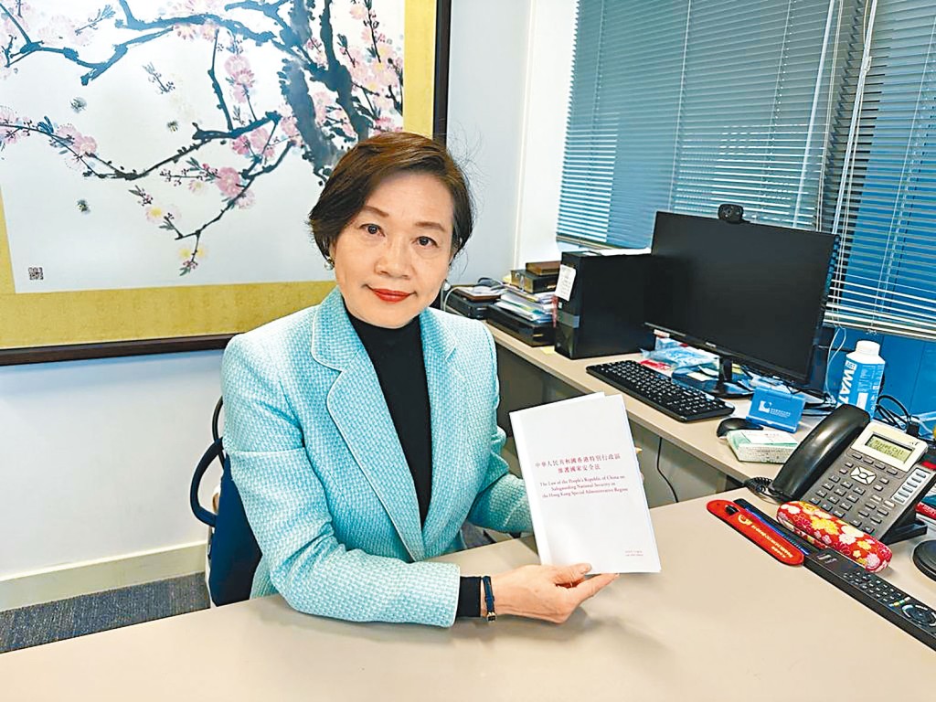 梁美芬提出,釋法與否皆是選項,「條條大路通羅馬」。